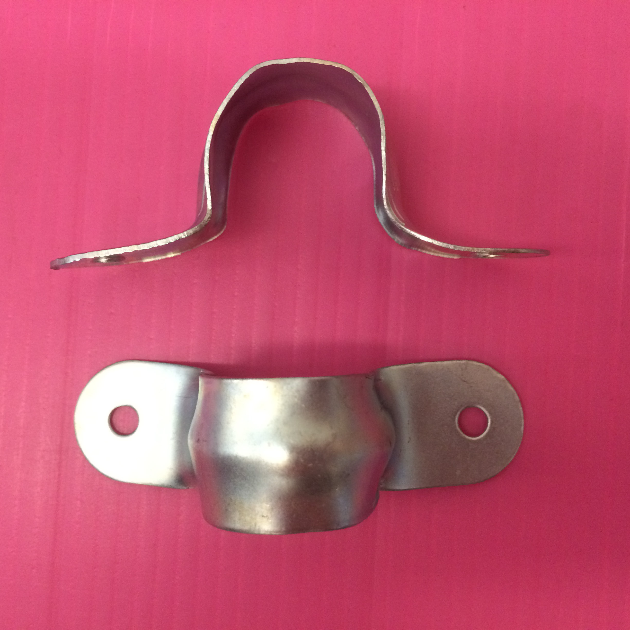 Pipe saddle clamp 1/2"